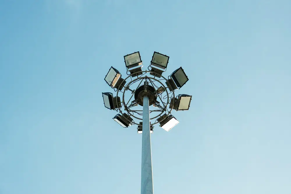 high mast light