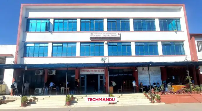 Driving License print status information on Facebook